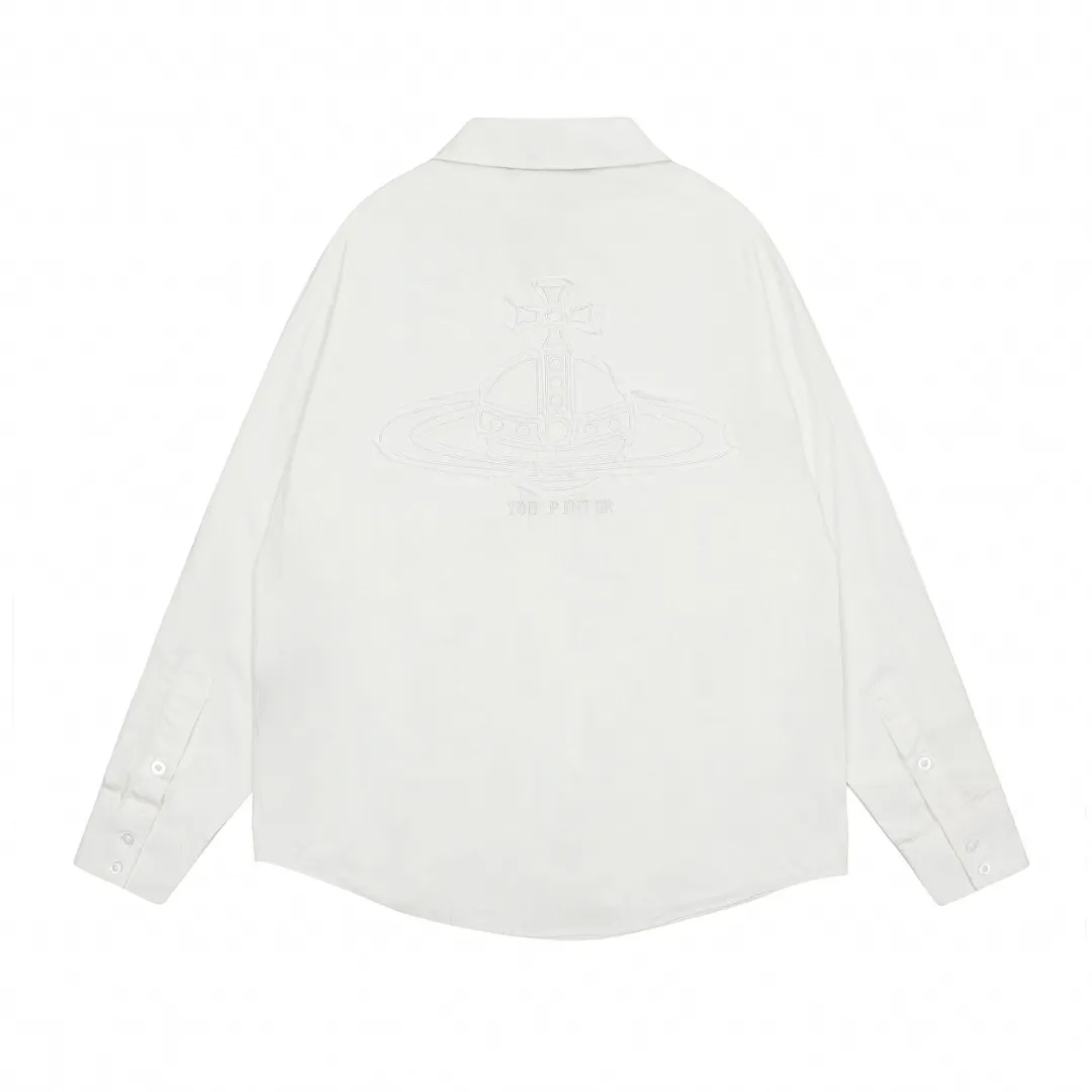 vivienne west wood The Queen Mother of the West Vivienne Heavy-duty patchwork old-style washed embroidered shirt Four seasons style Heavy-duty embroidery patch washing design on the back Very beautiful and unique Sleeve folding design with high workmanship Expanded arc design at the hem Loose and casual, slimming 5 color combinations are very versatile Correct accessories in the whole series Every detail is completely restored Straight to the full color Color: Eucalyptus green Sky blue Taro purple Pink White Size: S M L